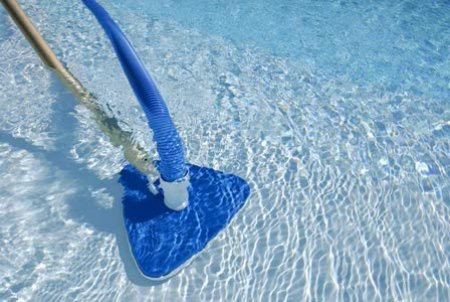 Aqua Select® Triangular Vac Head Weighted With Swivel Adapter In Pool