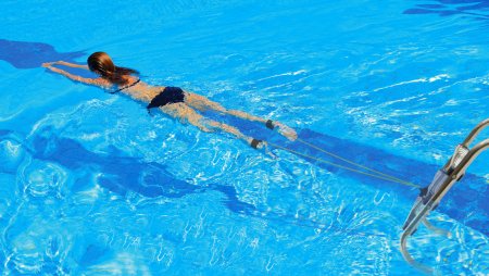 Kokido&reg; Swimcord&trade; Aqua Aerobic Swimming Pool Exercise Device