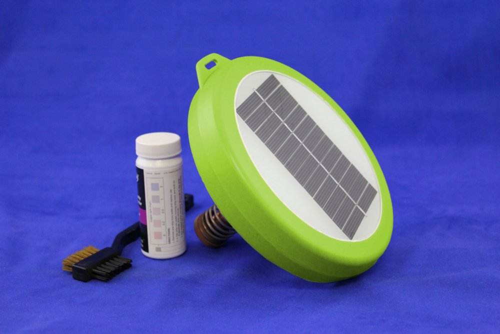 Eko Klor: Floating Solar Ionizer With Accessories