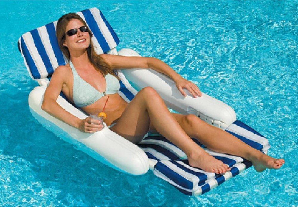 SunChaser Padded Luxury Lounge Chair