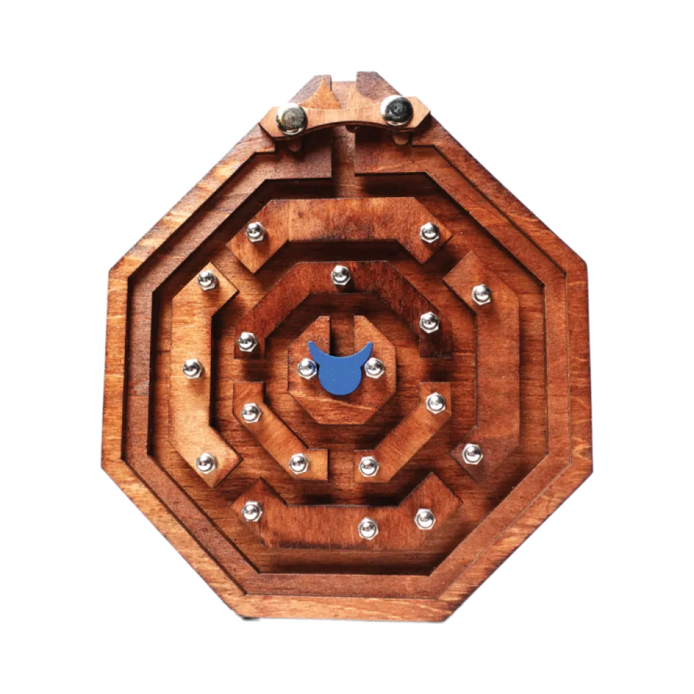 minotaur labyrinth game