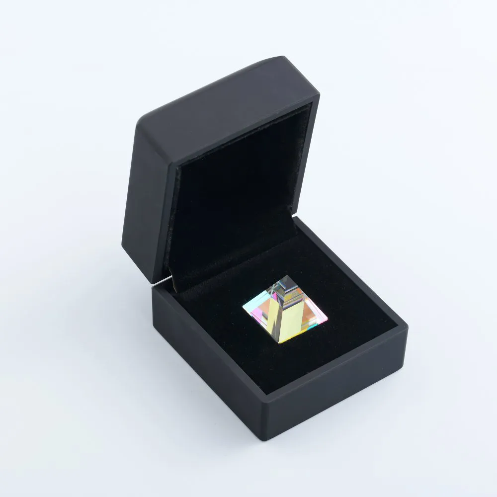 Prism Pyramid: A Modern Light Experiment - ScientificsOnline.com