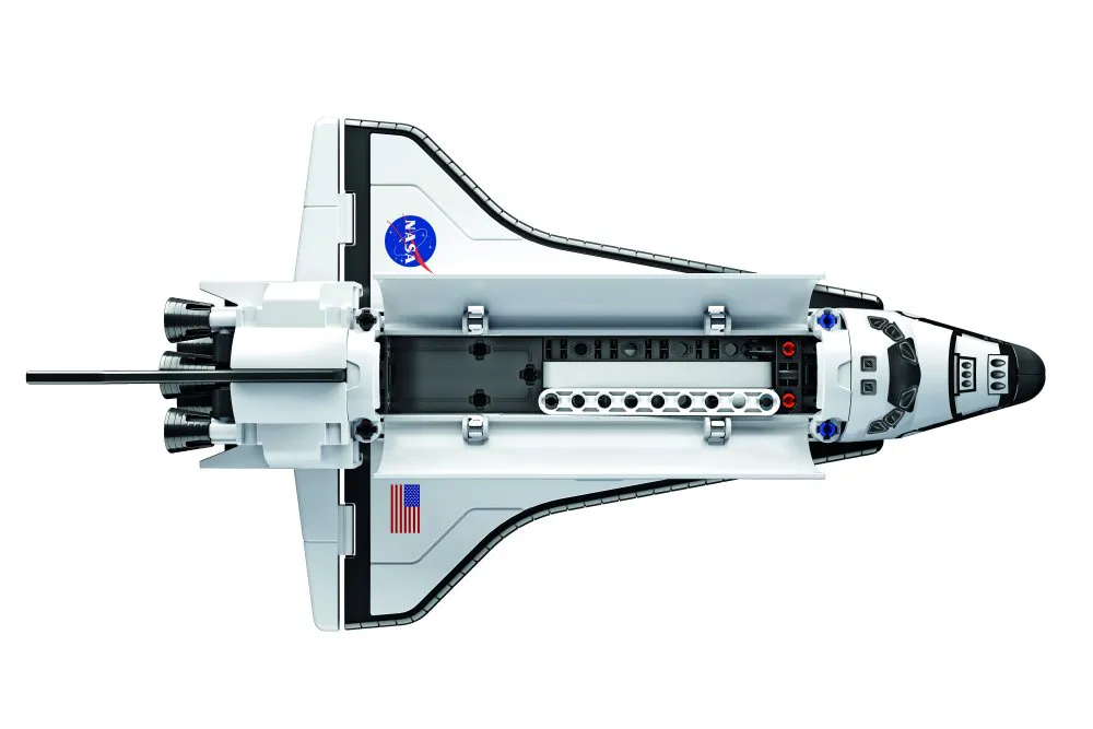 LEGO UCS Space Shuttle Atlantis